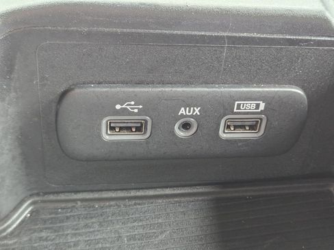 Used 2024 RAM 1500 Classic Warlock RWD image 22