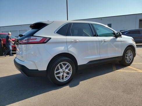 Used 2024 Ford Edge SEL w/ Convenience Package AWD/4WD image 4