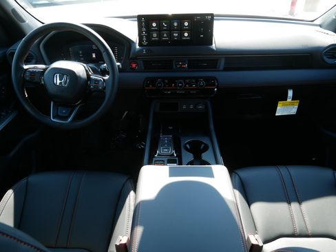 New 2026 Honda Pilot TrailSport image 10