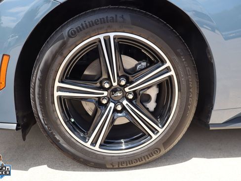Certified 2025 Ford Mustang Coupe RWD image 10