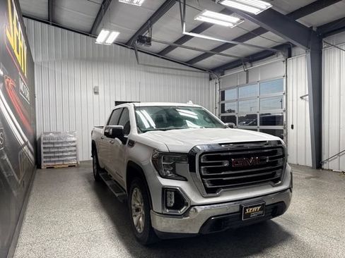 Used 2021 GMC Sierra 1500 SLT w/ SLT Premium Plus Package AWD/4WD image 15