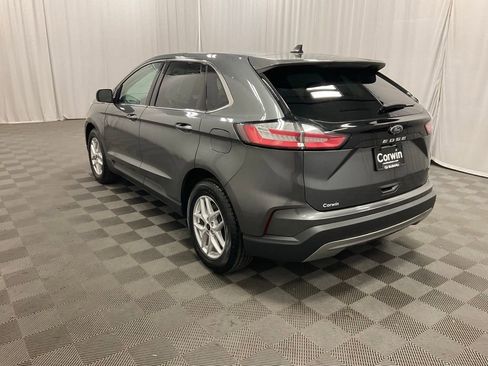 Used 2024 Ford Edge SEL image 3
