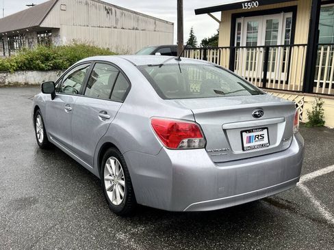 Used 2014 Subaru Impreza 2.0i Premium w/ All-Weather Package w/CVT AWD/4WD image 3