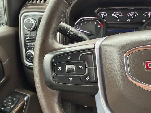 Used 2020 GMC Sierra 1500 Elevation w/ Elevation Value Package image 11
