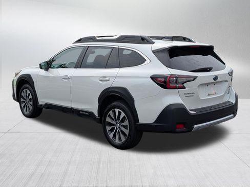 Certified 2024 Subaru Outback Limited AWD/4WD image 5