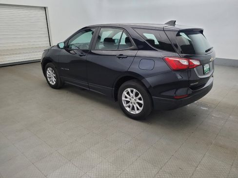 Used 2021 Chevrolet Equinox LS image 3