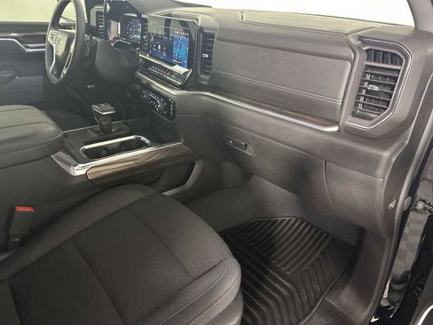 Used 2025 Chevrolet Silverado 1500 RST w/ Convenience Package II image 17