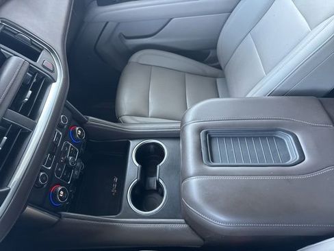 Used 2022 Chevrolet Tahoe LT AWD/4WD image 22