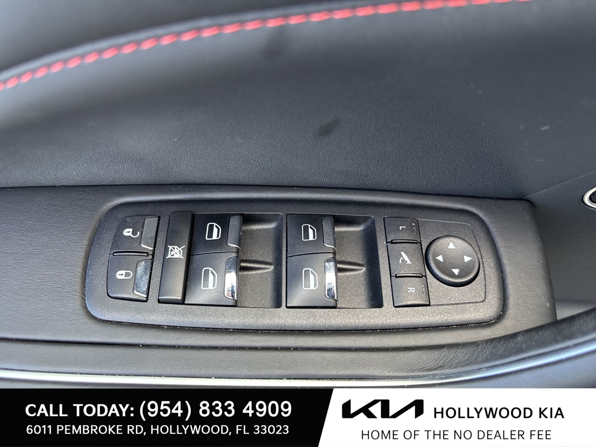 Used 2024 Maserati Levante GT Ultima AWD/4WD image 15