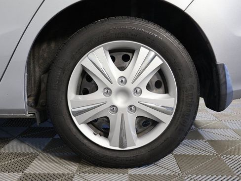 Used 2019 Honda Fit LX image 14