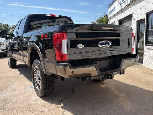 Used 2019 Ford F250 King Ranch w/ King Ranch Ultimate Package AWD/4WD image 2