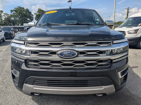 Used 2022 Ford Expedition Max Platinum AWD/4WD image 9