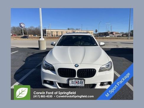 Used 2015 BMW 550i xDrive Sedan image 1