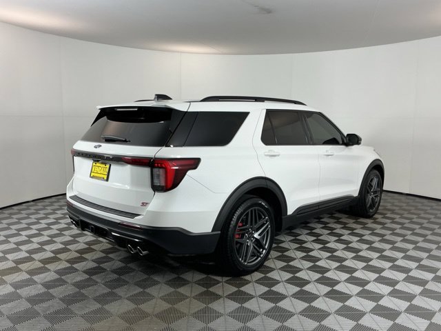 Used 2025 Ford Explorer ST w/ Sun And Sound Package AWD/4WD image 5