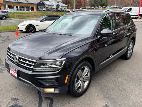 Used 2019 Volkswagen Tiguan SEL Premium image 4