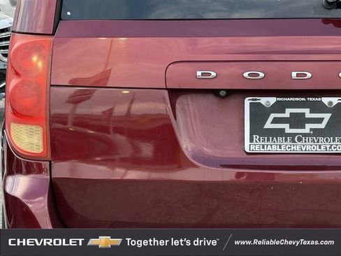 Used 2019 Dodge Grand Caravan SE FWD image 9