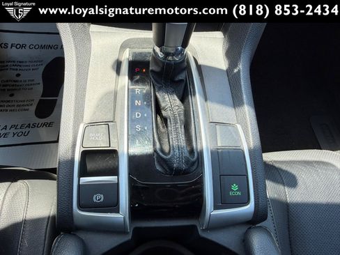 Used 2017 Honda Civic EX-L image 27