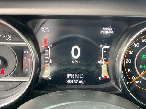 Used 2021 Jeep Wrangler Unlimited Sport image 15