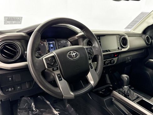 Used 2021 Toyota Tacoma SR5 image 4