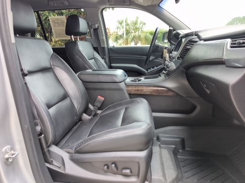 Used 2020 Chevrolet Tahoe LT AWD/4WD image 33