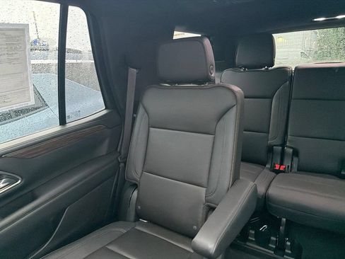 Used 2021 Chevrolet Tahoe High Country AWD/4WD image 11