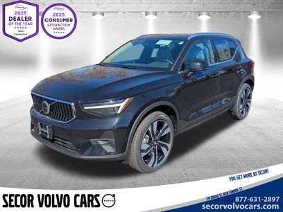New 2025 Volvo XC40 B5 Plus w/ Protection Package Premier