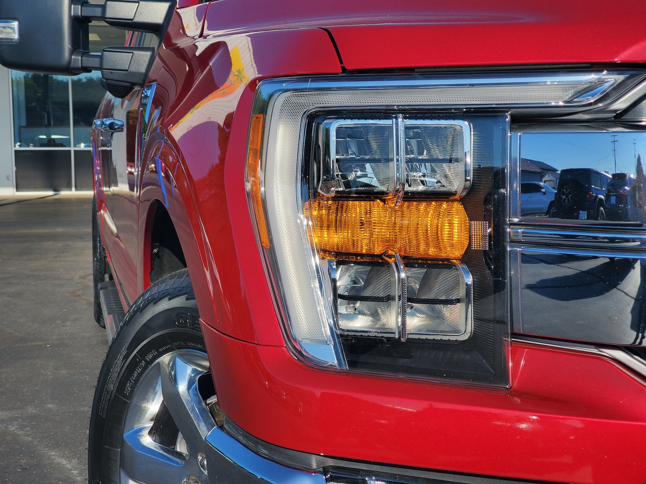 Used 2022 Ford F150 Lariat w/ Max Trailer Tow Package RWD image 6