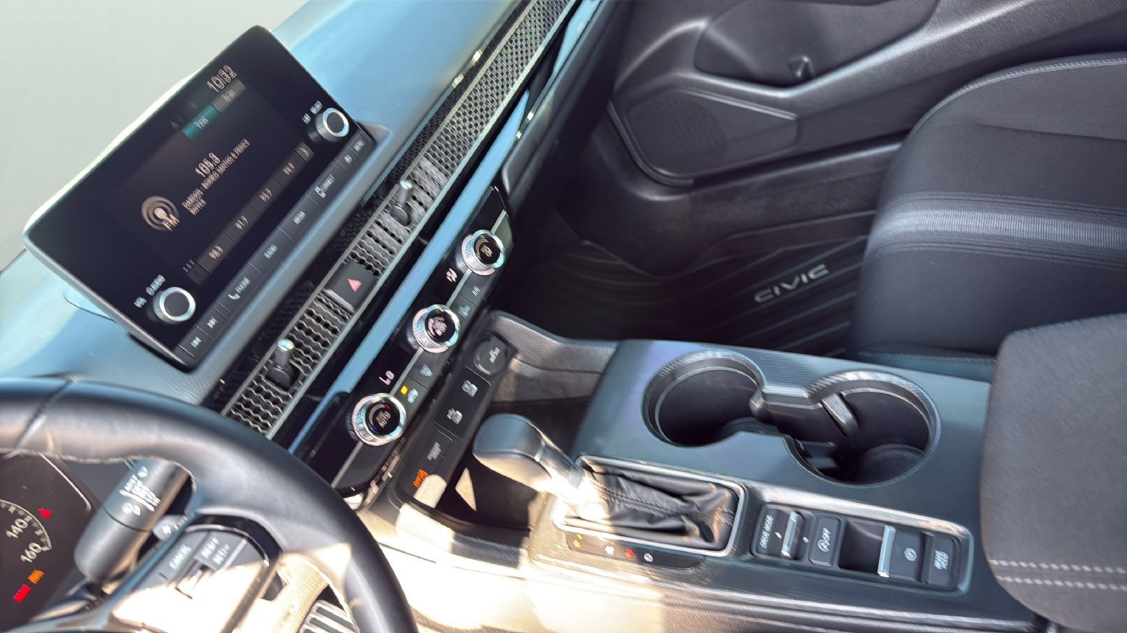 Used 2025 Honda Civic Sport image 15