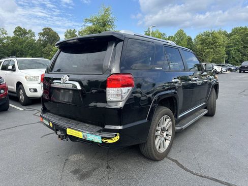 Used 2012 Toyota 4Runner Limited AWD/4WD image 6