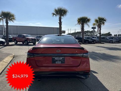 New 2026 Nissan Sentra SR w/ Floor Mat Package image 5