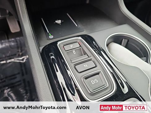 Used 2025 Honda Pilot Touring image 25