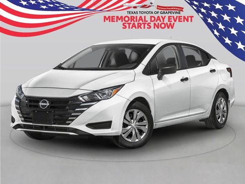 Used 2025 Nissan Versa SV w/ Trunk Package FWD image 1