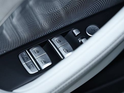 Used 2023 BMW M8 Gran Coupe xDrive Competition w/ M Carbon Exterior Package AWD/4WD image 17