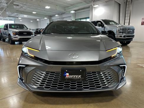 Used 2025 Toyota Camry XSE w/ Premium Plus Package FWD image 2