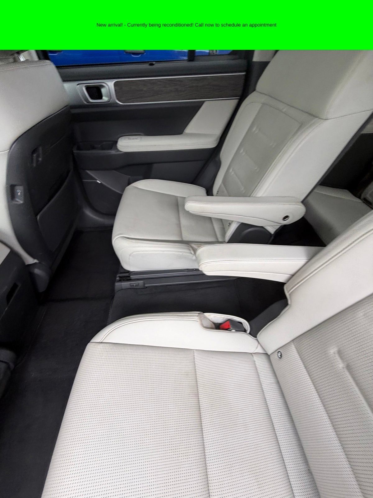 Used 2025 Hyundai Santa Fe Calligraphy FWD image 18