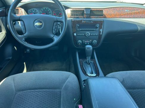 Used 2012 Chevrolet Impala LT w/ LT Sunroof Package FWD image 3