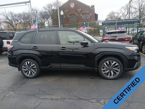 Certified 2025 Subaru Forester Touring AWD/4WD image 3