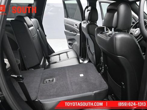 Used 2018 Jeep Grand Cherokee Limited AWD/4WD image 27