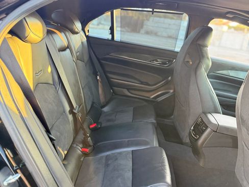 Used 2017 Cadillac CTS V w/ Luxury Package image 34