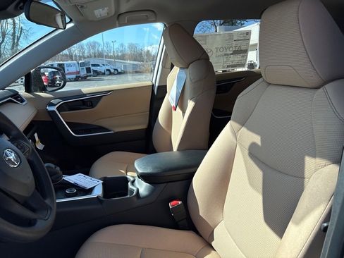 New 2025 Toyota RAV4 LE image 23