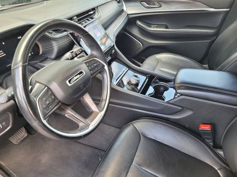 Used 2021 Jeep Grand Cherokee L Limited image 19