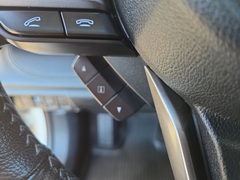 Used 2021 Subaru Outback Limited image 31