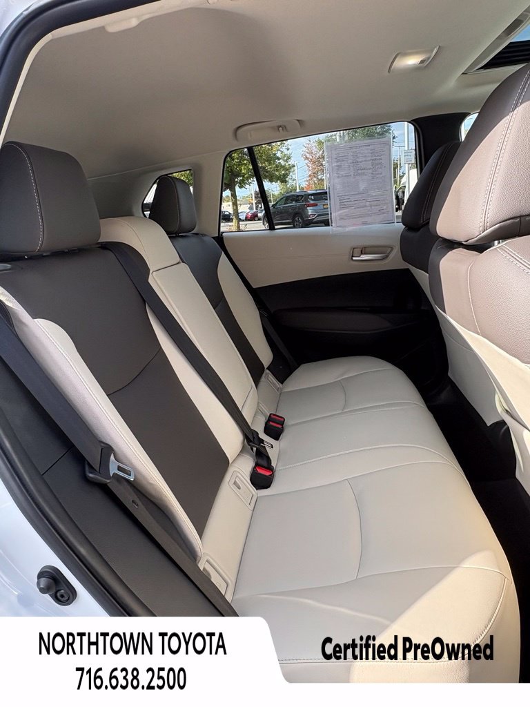 Used 2022 Toyota Corolla Cross XLE w/ Convenience Package AWD/4WD image 15