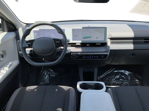 Used 2024 Hyundai Ioniq 5 SE RWD image 14