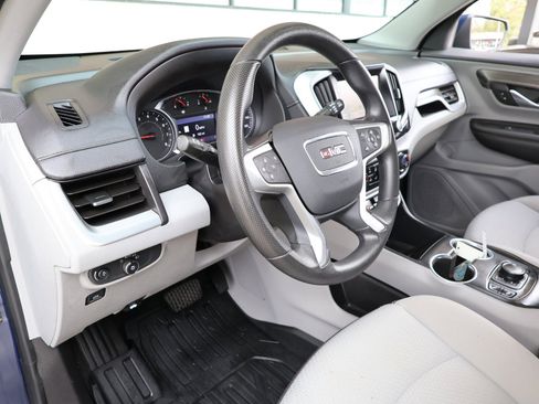 Used 2022 GMC Terrain SLE w/ Driver Convenience Package image 34