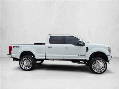 Used 2021 Ford F350 Platinum w/ FX4 Off-Road Package AWD/4WD image 6