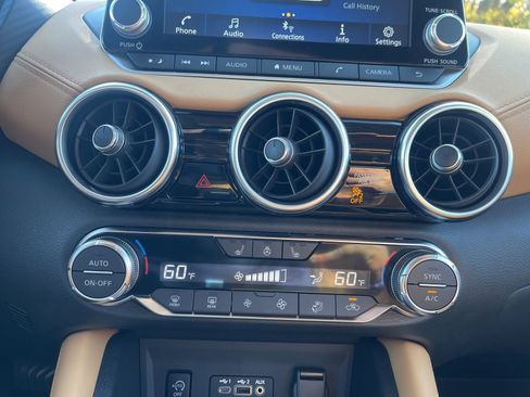 New 2025 Nissan Sentra SV w/ SV Premium Package image 23