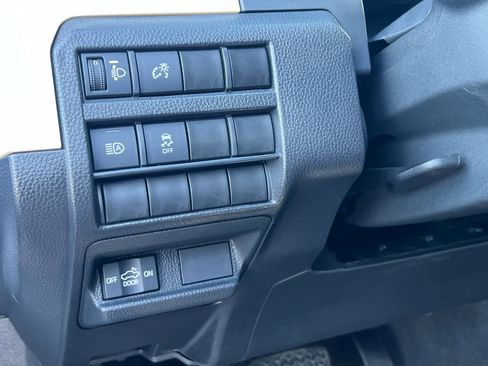 Used 2024 Toyota Tacoma TRD Off-Road image 30