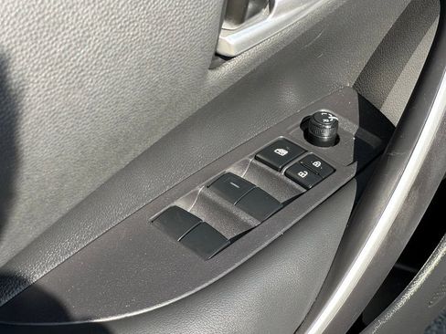 Used 2024 Toyota Corolla SE FWD image 13
