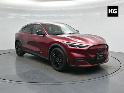 New 2025 Ford Mustang Mach-E Select w/ Comfort Package Lite